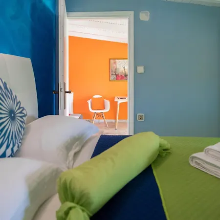 Poseidon Apartment *