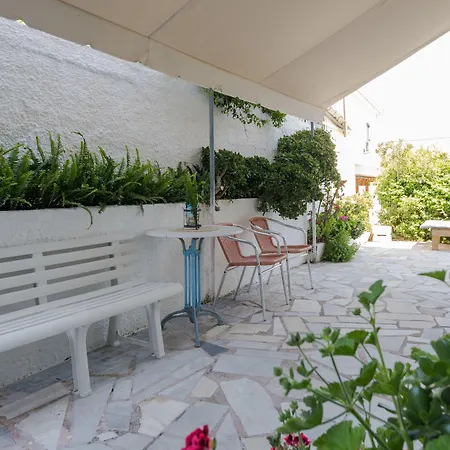 Poseidon Apartment *