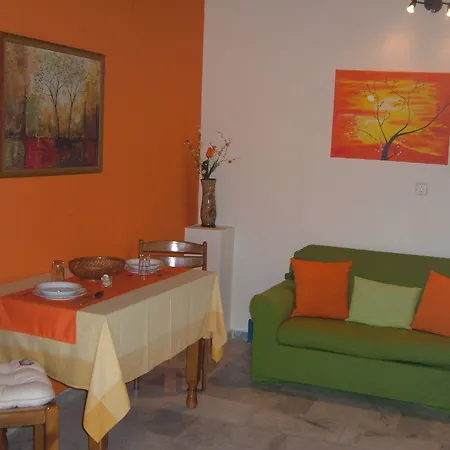 Poseidon Apartment *