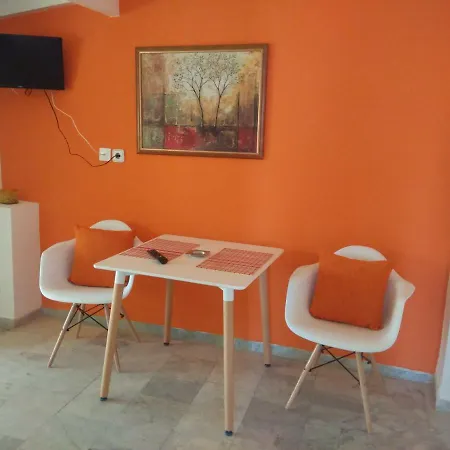 Poseidon Apartment *